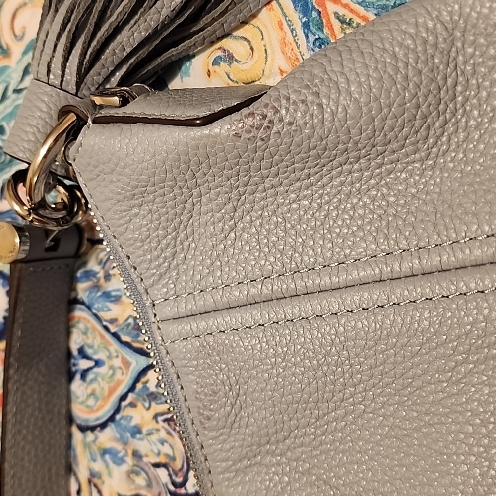 Michael Kors Frances Pebbled Leather Shoulder bag - Picture 6 of 12